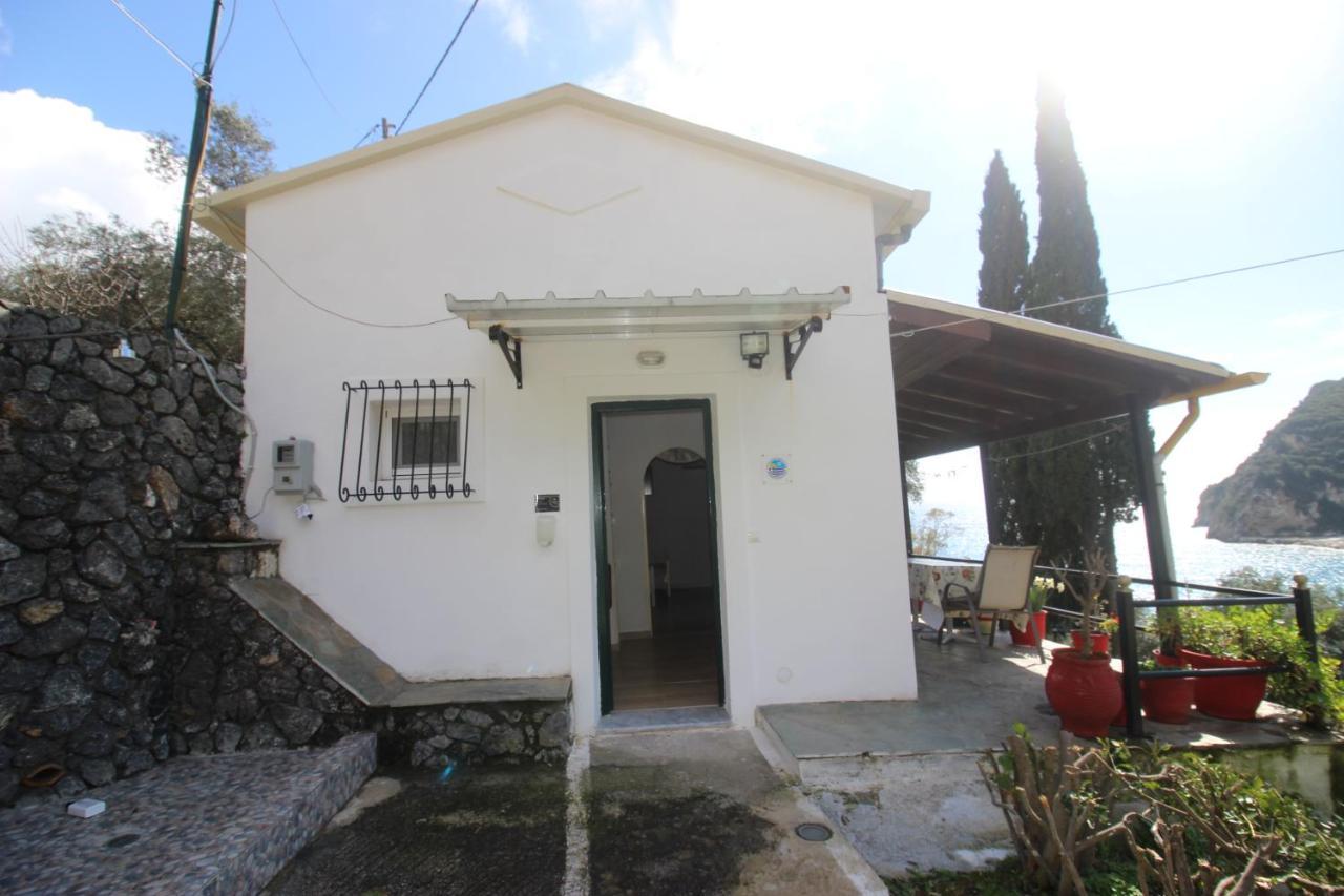Niky'S Cottage Paleokastritsa Buitenkant foto